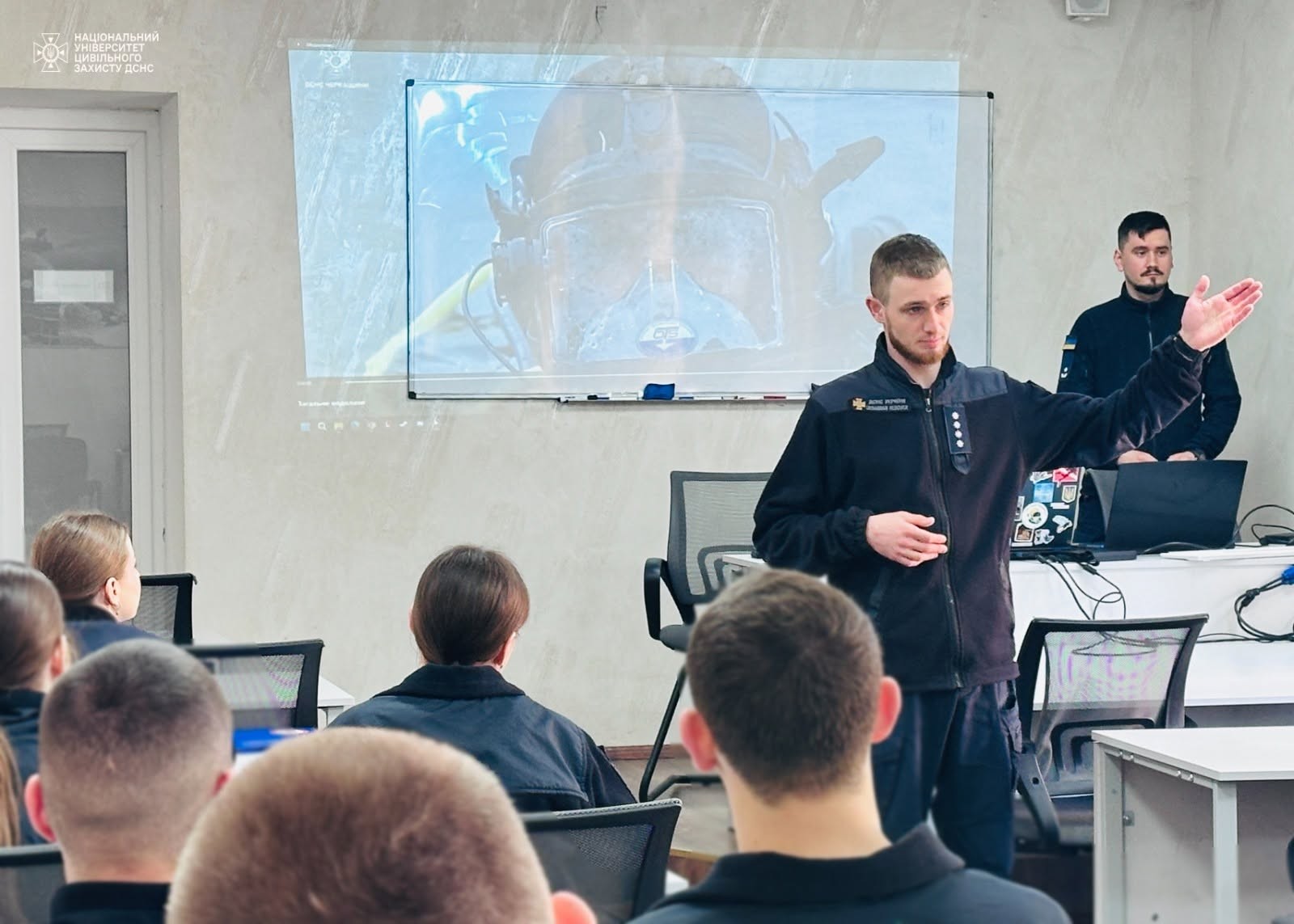 Залучення практичних працівників